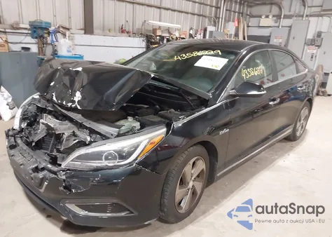 2016 Hyundai Sonata Hybrid Limited из США, поврежденный, VIN KMHE34L17GA026247